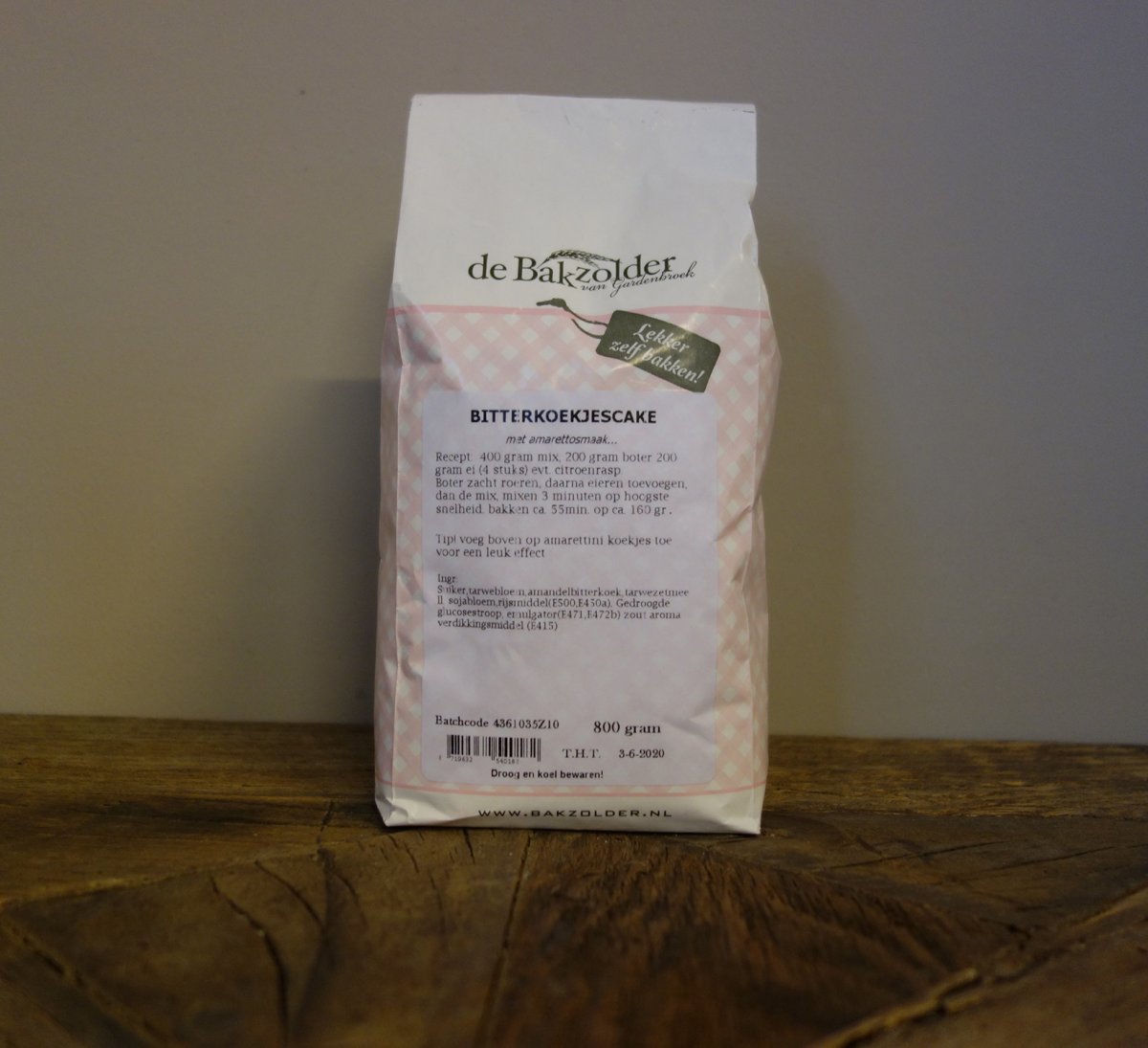 Bakzolder bitterkoekjescake
